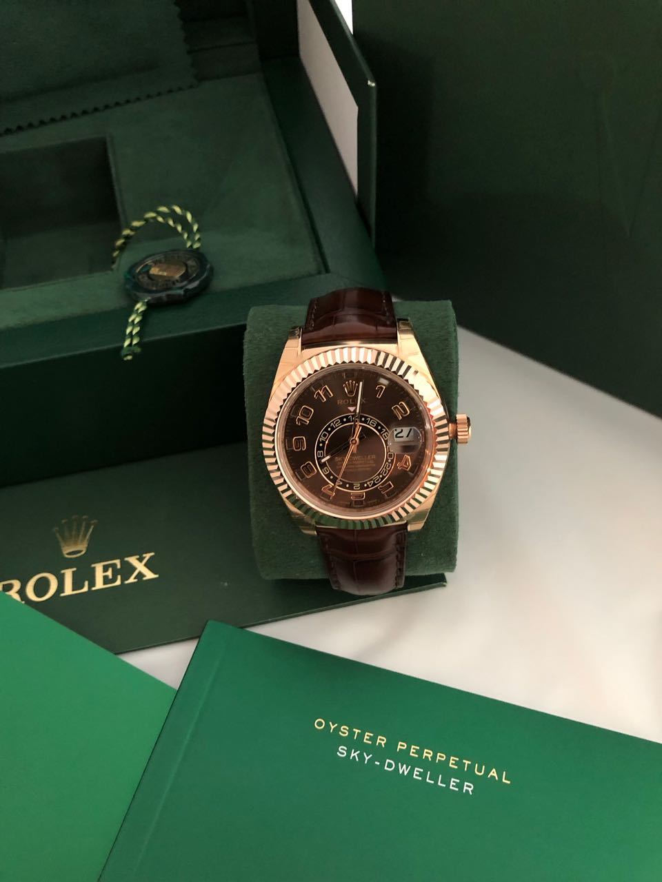 ROLEX SKY DWELLER ROSE GOLD 42MM model 326135