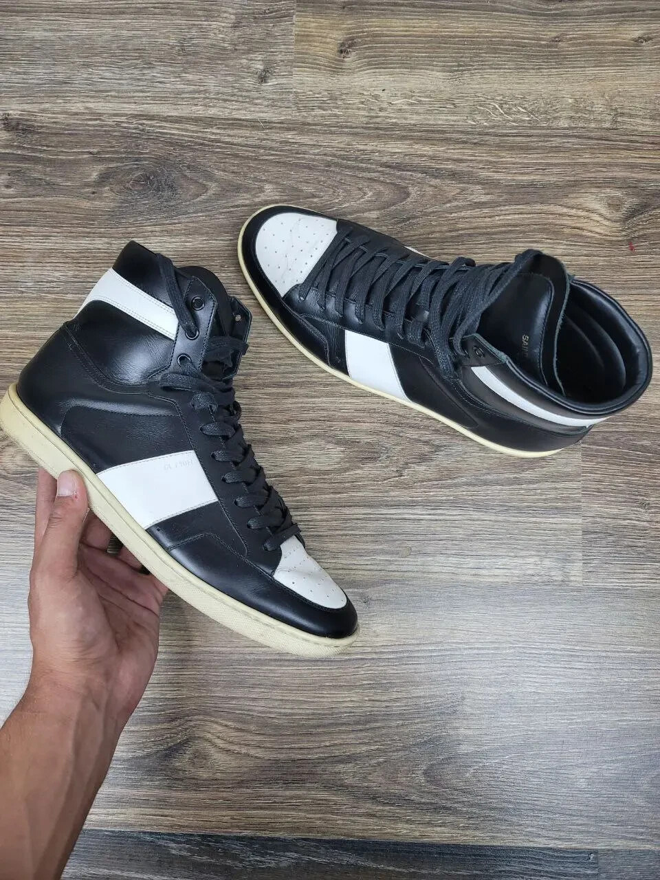 【SAINT LAURENT】SNEAKERS YSL Saint Laurent Paris Hi Top Leather Sneakers SL10H Shoes