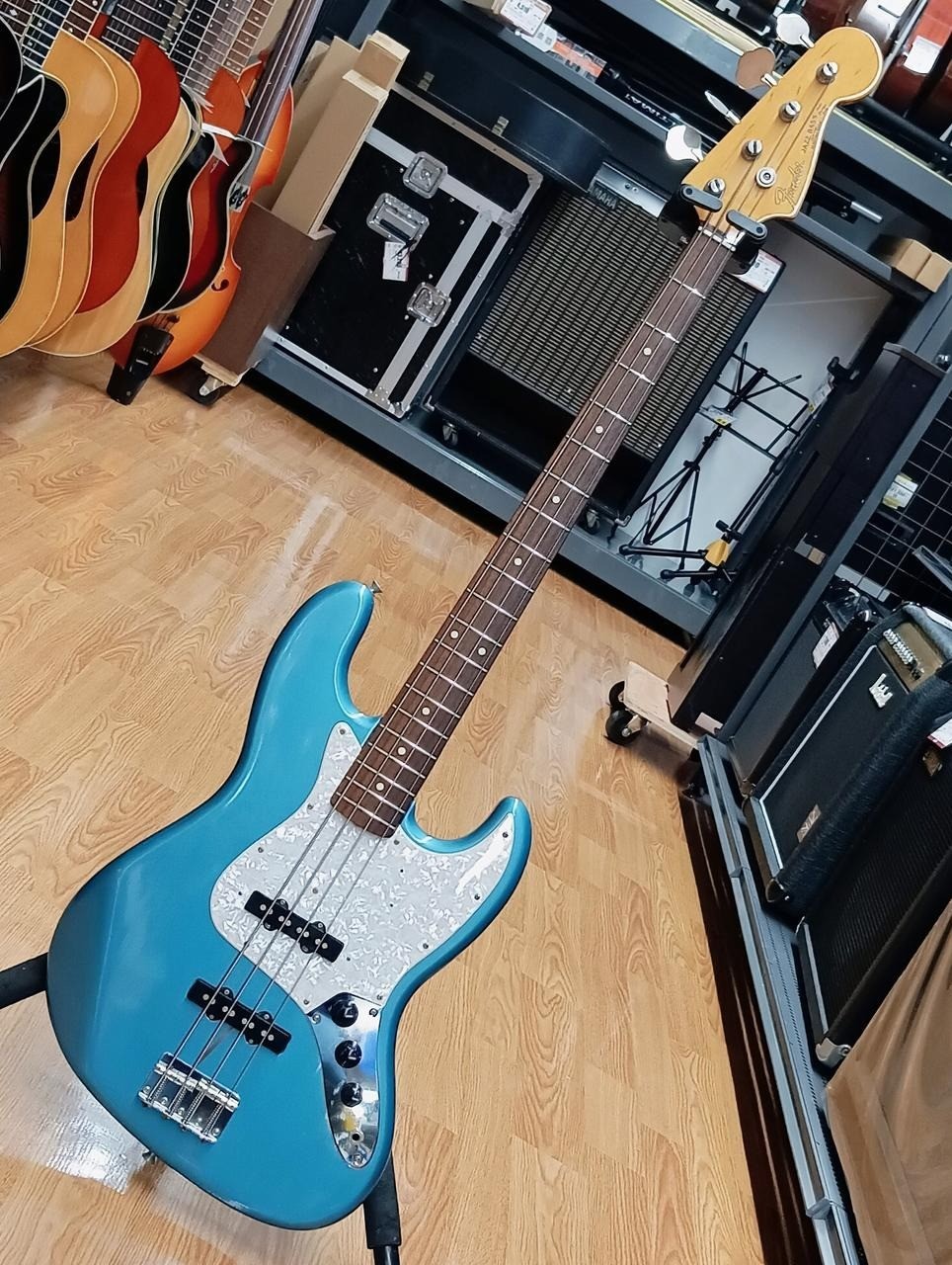Fender Jazz Bass 4弦 レイクプラシッドブルー Electric Bass Guitar Fender Traditional 60s Jazz Lake Placid