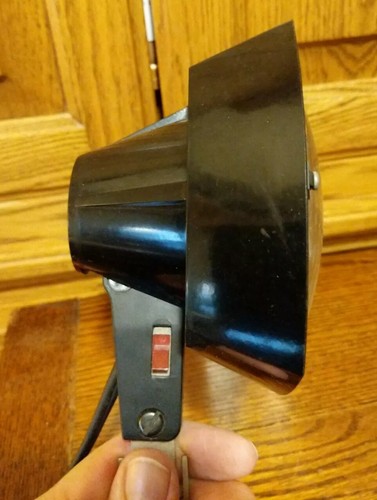 Vintage Top Mount Super Bright 8 Movie Light Model 877