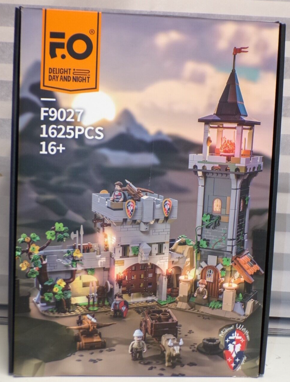 FUNWHOLE Day and Night F9027 Medieval Watchtower Lighting