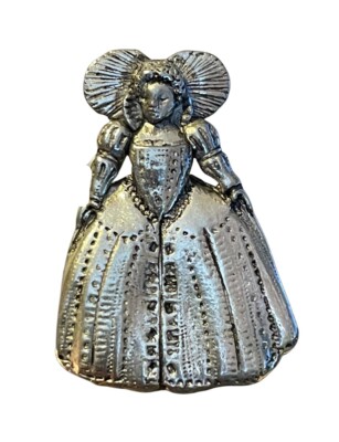 Queen Elizabeth the First Detailed Pewter (P) Lapel Pin Badge