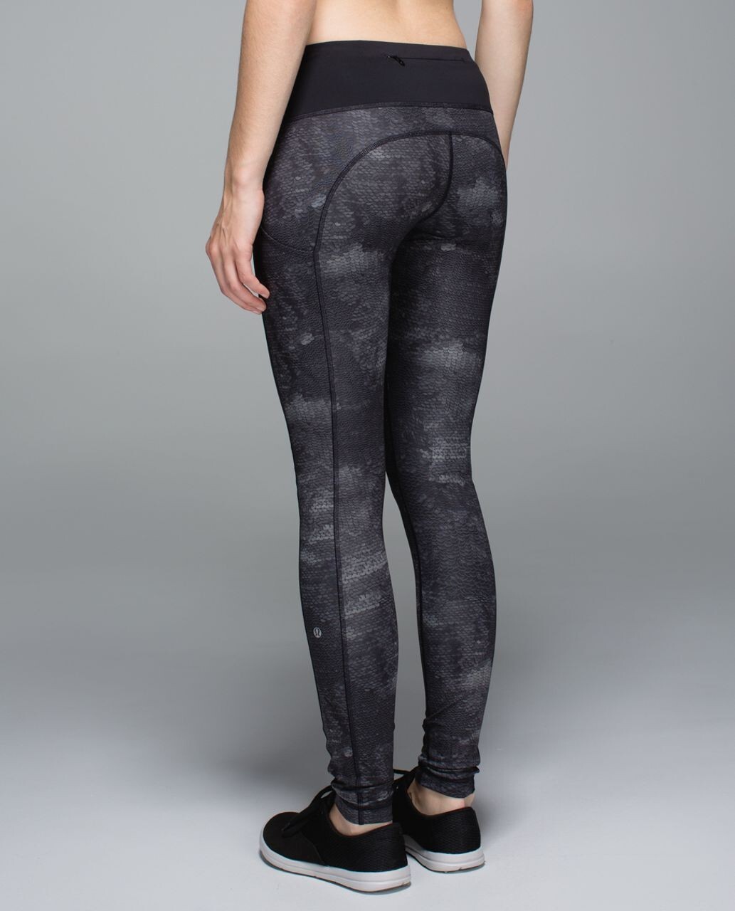 美品！lululemon ルルレモン スパッツ　黒 ウィメンズ レギンス＆タイツ 【ルルレモン公式｜lululemon