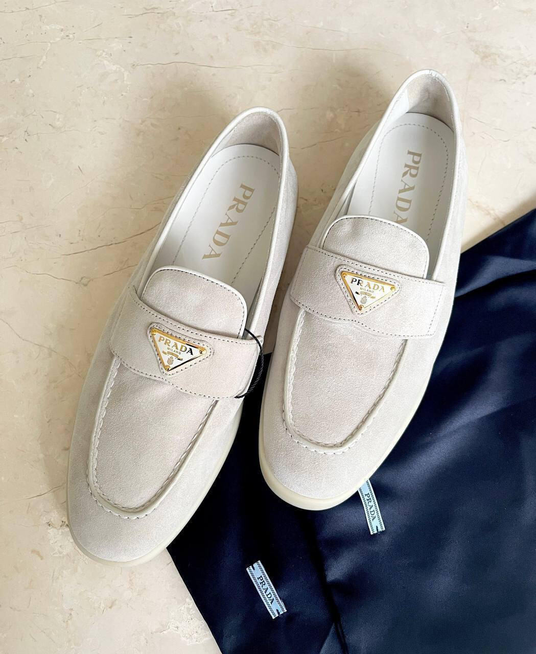 PRADA スウェードローファー Prada スエード ローファー | ニュートラル | FARFETCH JP