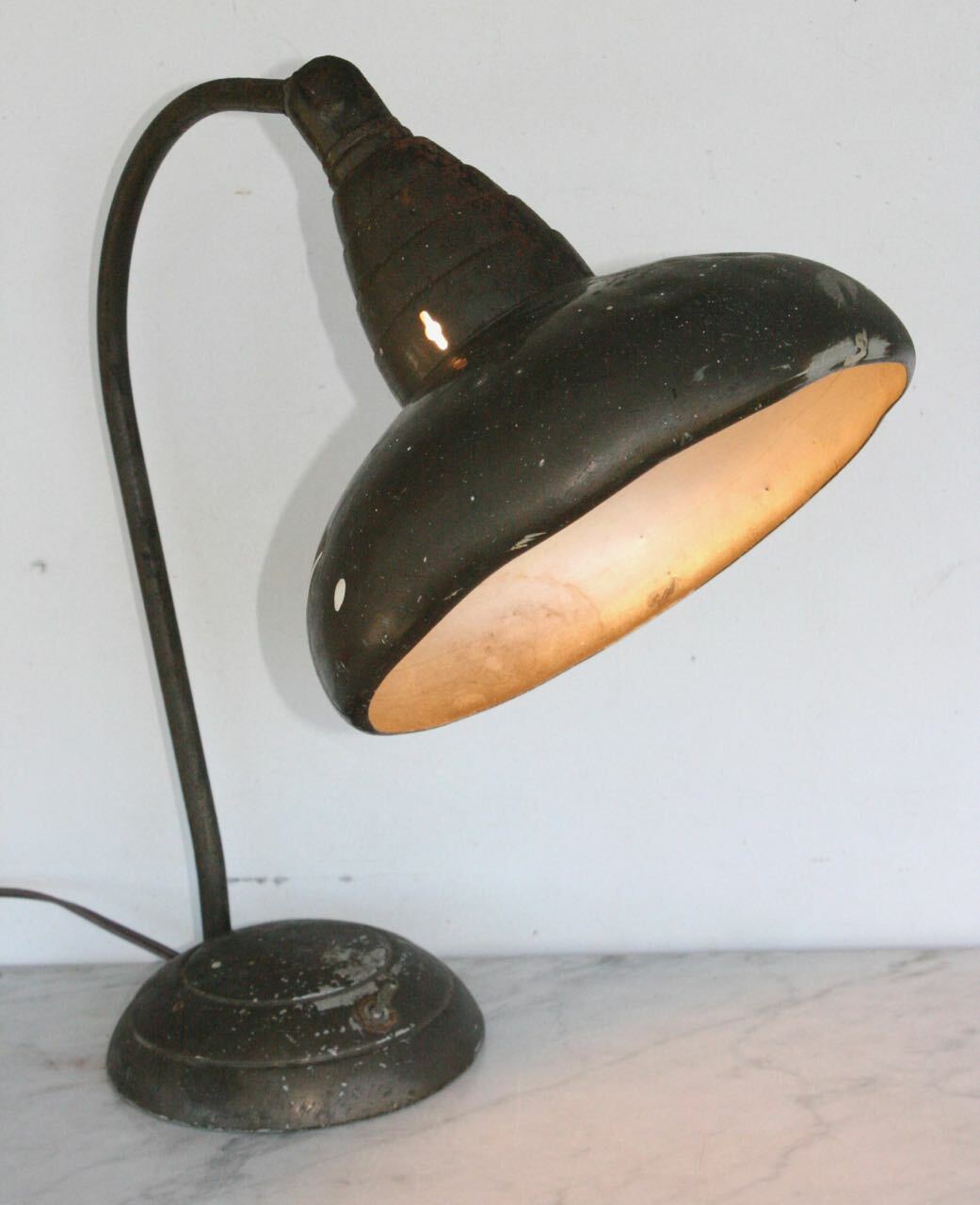 Vintage SWIVELIER NYC Swivel Desk Lamp. Art Deco Industrial
