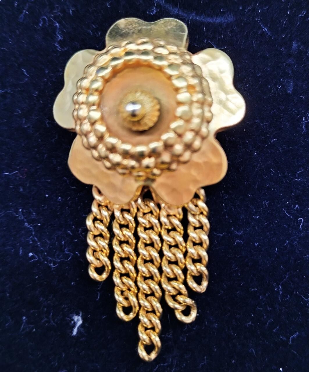 ☆ CELINE ☆ Vintage ☆ mini broach CELINE ♡ Vintage ♡ C broach