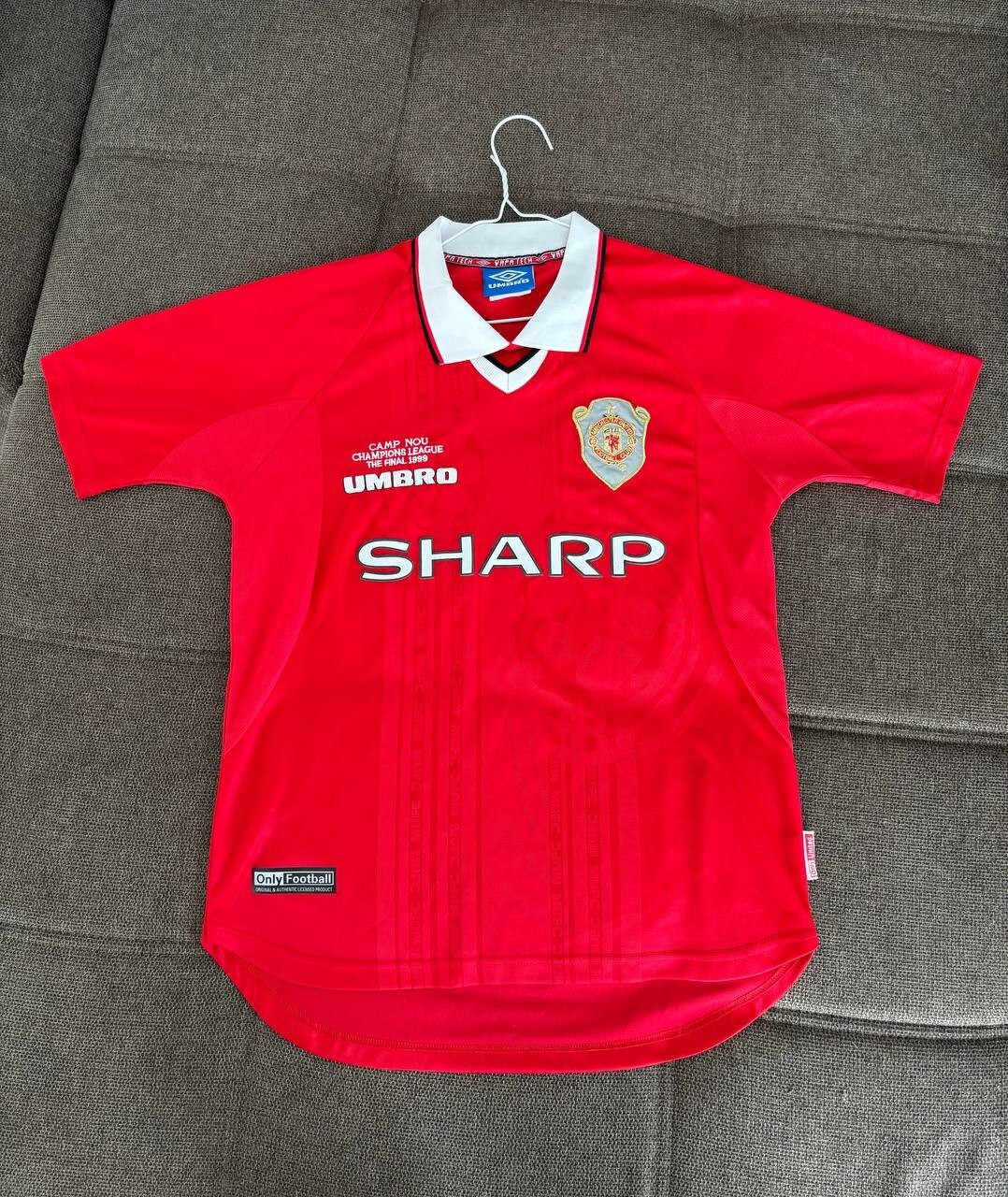 ウェア Manchester United 1999 Champions League Vintage 1999 Champions League Final Manchester United Umbro