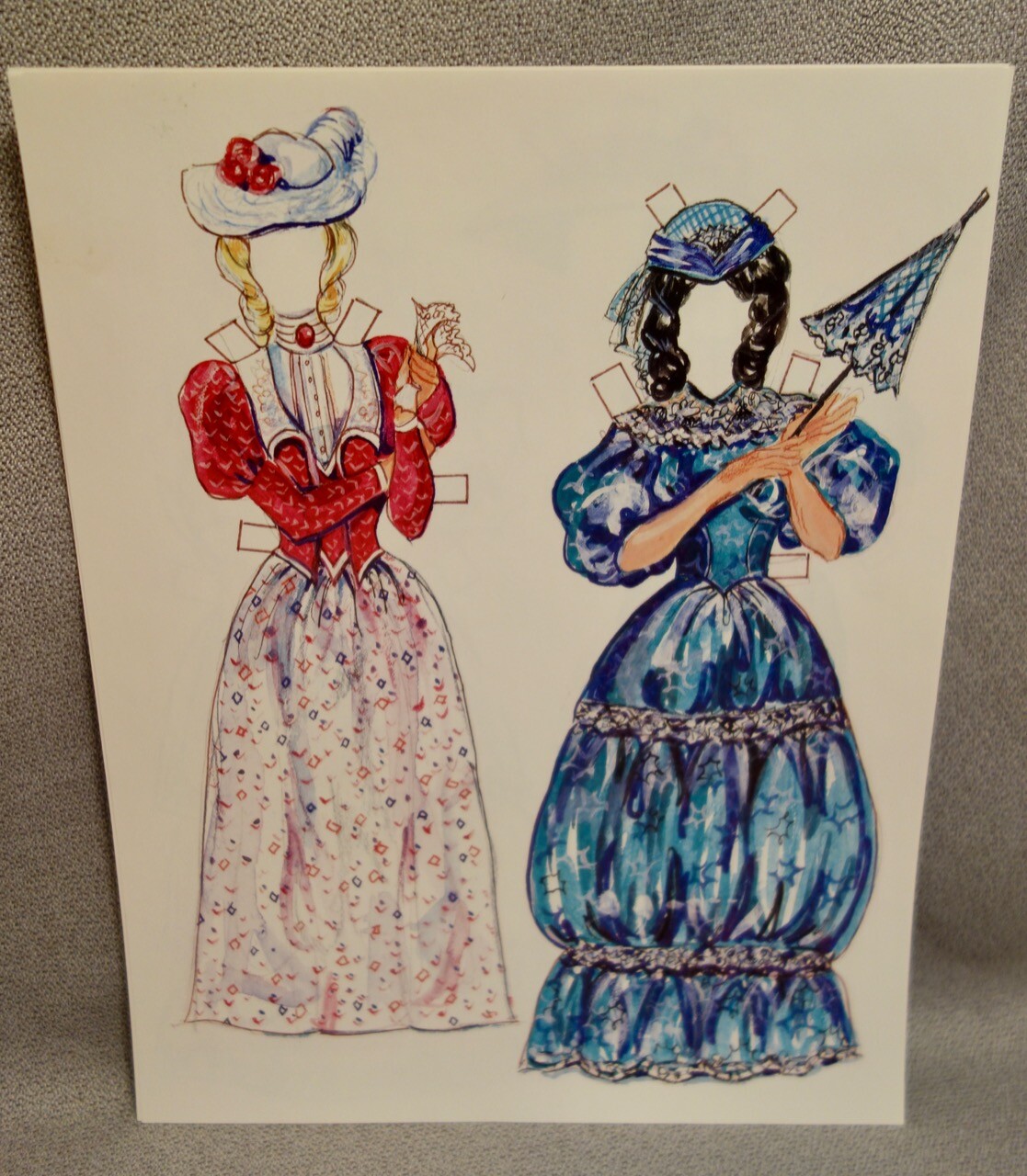 VICTORIAN ROSES & LACE Paper Dolls by CARILYN TEICHMAN - MINT & UNUSED