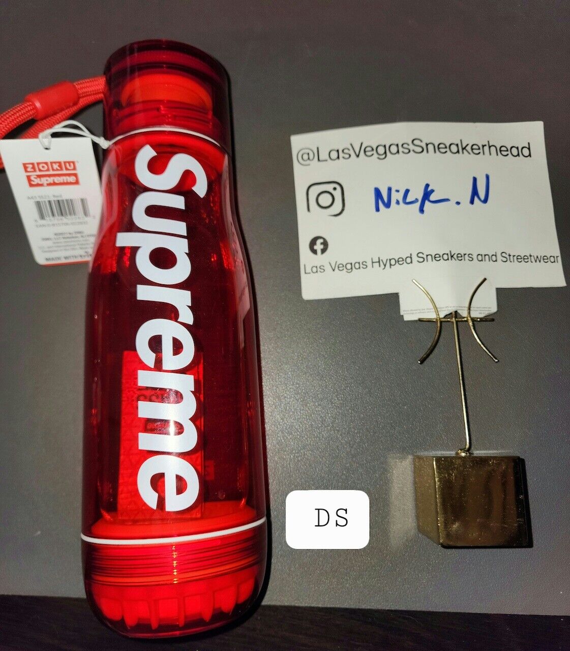 Supreme/Zoku Glass Core 16 Oz. Water Bottle Supreme SS21 IN Supreme/Zoku Glass Core 16 Oz. Water Bottle Supreme SS21 IN