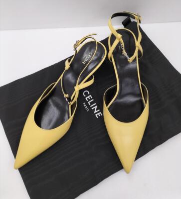 パンプス CELINE KITTEN TRIOMPHE STRAP PUMP IN SEQUINS & CALFSKIN CELINE CELINE KITTEN TRIOMPHE STRAP PUMP in SEQUINS