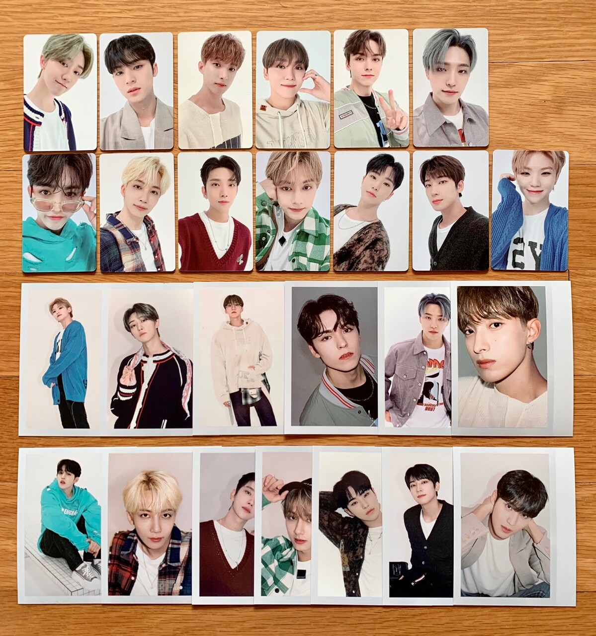 SEVENTEEN 2022 SEASON’S GREETINGS Official Photocard, ID Card 3pcs Set
