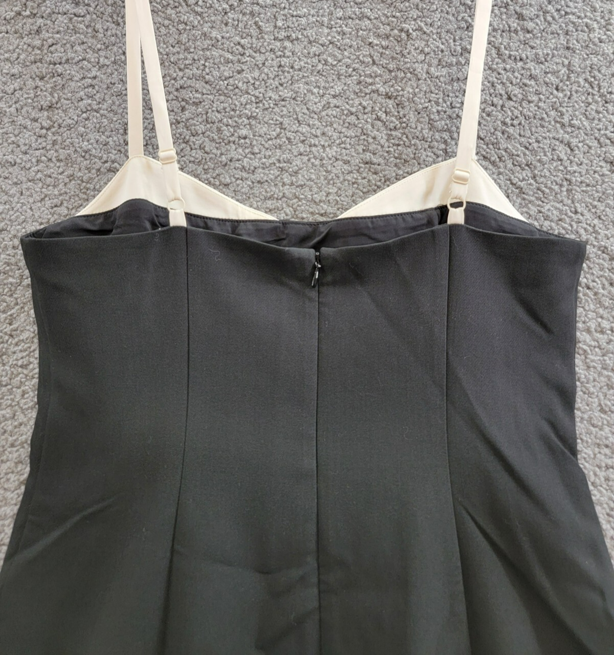 FRENCH CONNECTION Azra Contrast Trim Mini Dress Women's 8 Black/White Back Zip - Picture 10 of 18