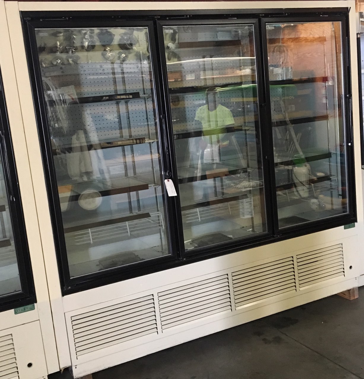 MAXIMIZER ZERO ZONE SELF CONTAINED FREEZERS