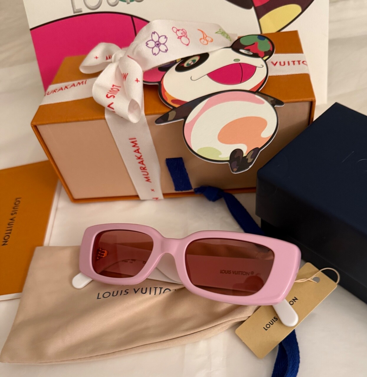 Louis Vuitton Murakami Multigram Cat Eye Sunglasses Pink LV