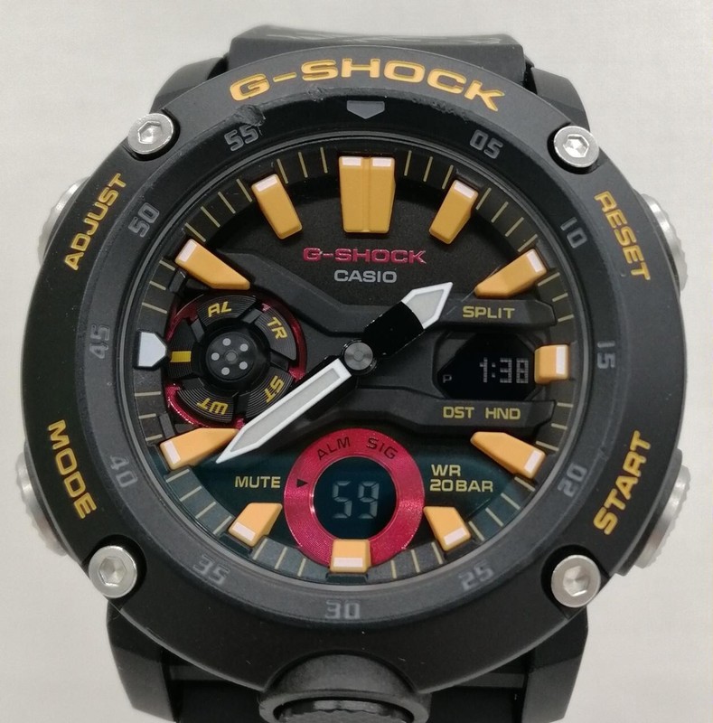 G-SHOCK GA-2000 ブラック/ゴールド ANALOG-DIGITAL - GA-2000 | G-SHOCK 腕時計