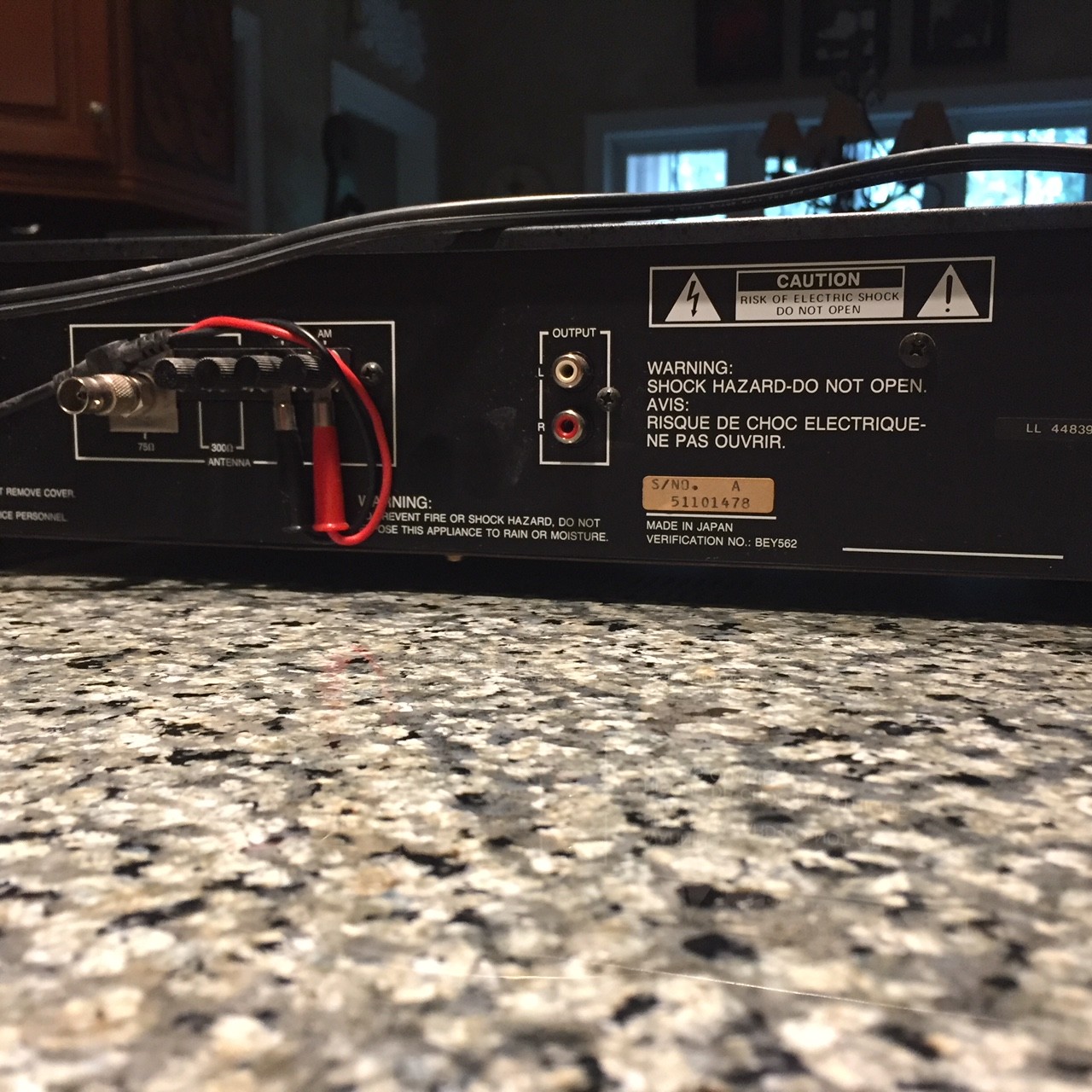 Carver TX-11a Quartz-Synthesized FM Stereo Tuner In Great Working Condition