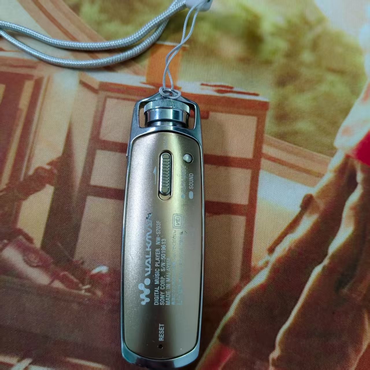 Sony MP3 NW-S703 nw-s706 S705 nw-s605 Nw-603 1GB 2GB mp3