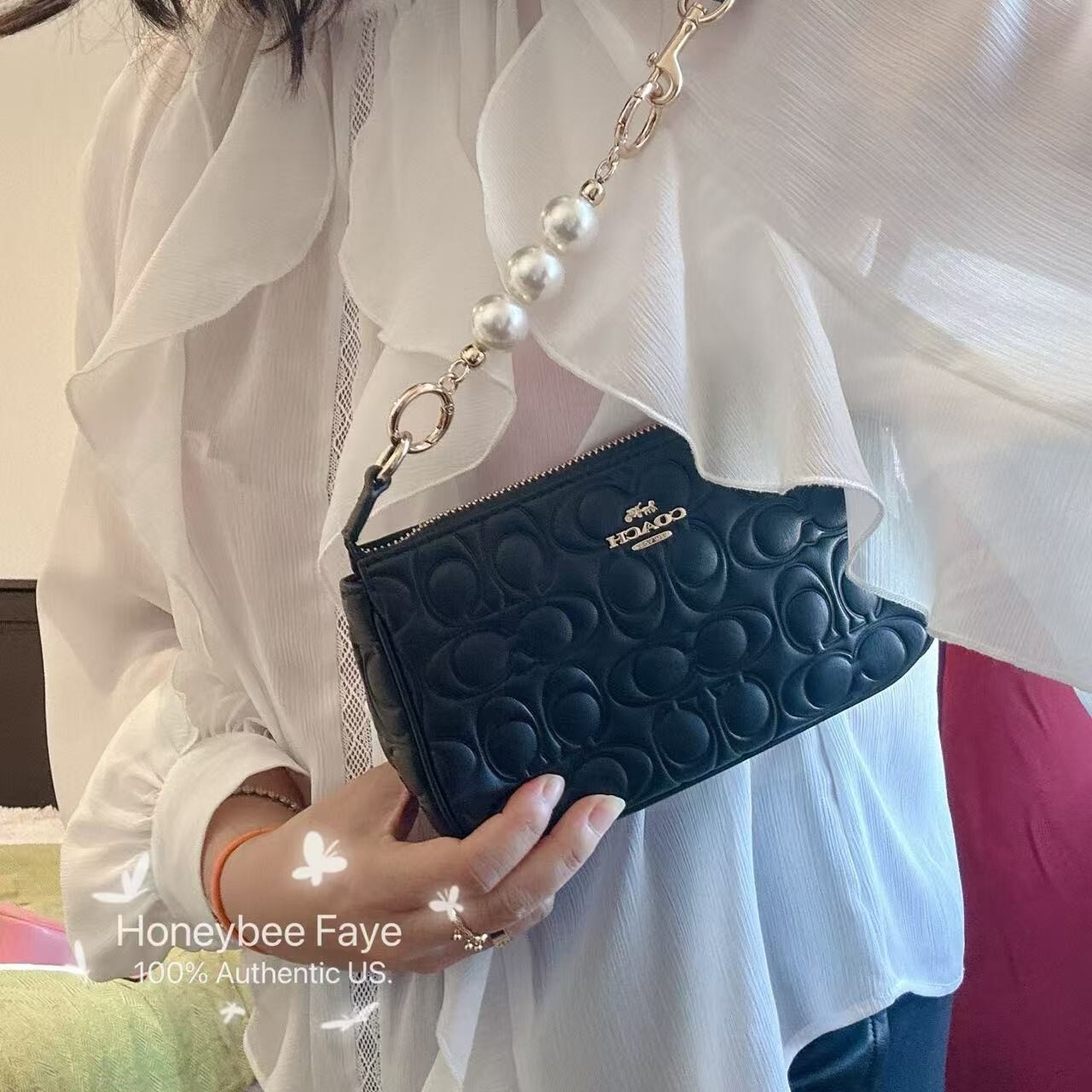COACH
【オンライン限定】ソーホー クロスボディ ceq79_blk_a0?$mobileProductV6$