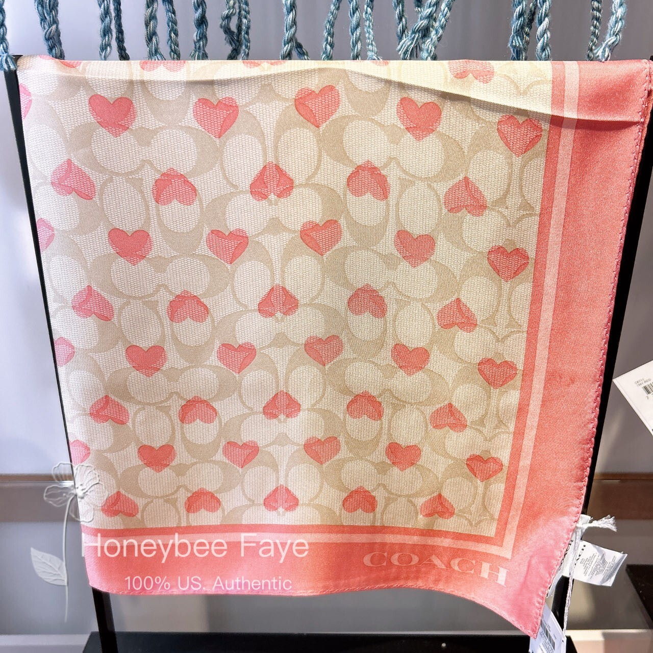 アイドル HEART BANDANA Hello Hobby Fashion Cotton Unisex Bandana, Red Paisley