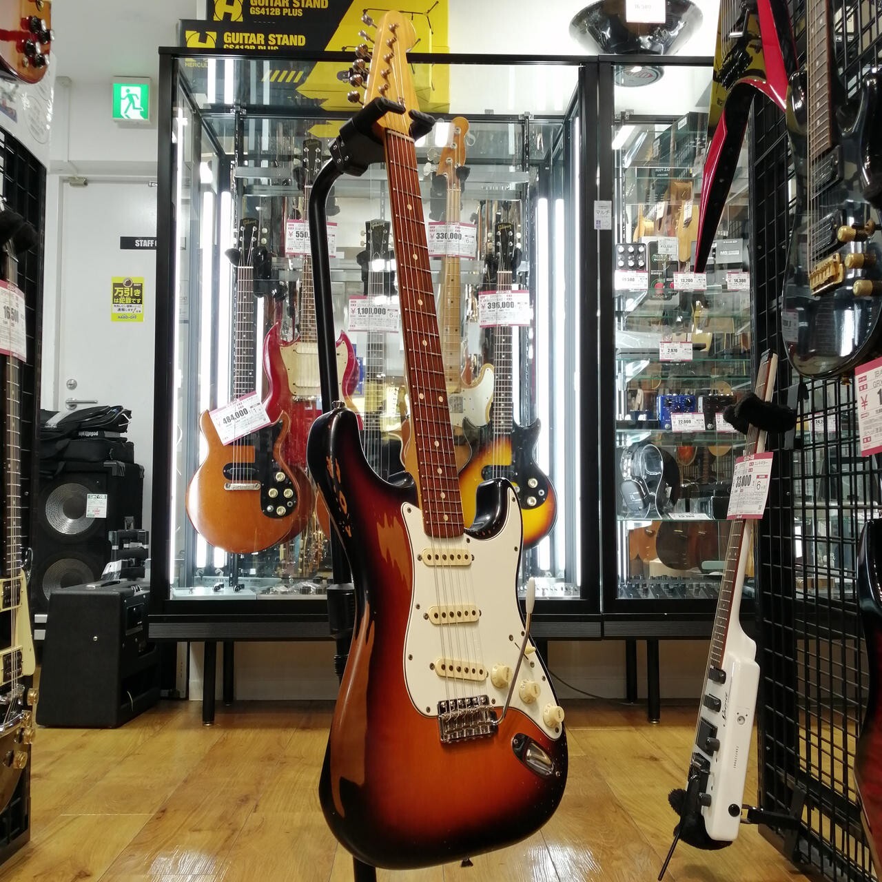 EDWARDS by ESP E-SE-128LT/RE Relic 3 Tone Sunburst Made in EDWARDS by ESP E-SE-128LT/RE Relic 3 Tone Sunburst Made in