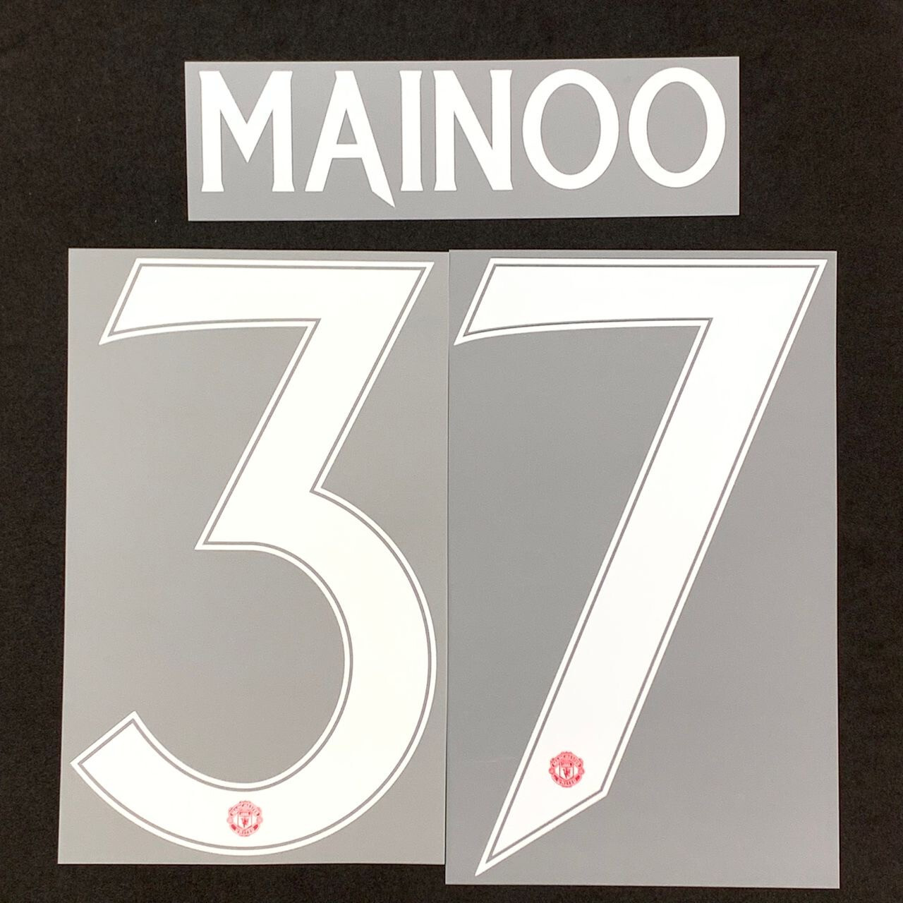 Official MAINOO #37 Manchester United F.C Home CUP 2024-25