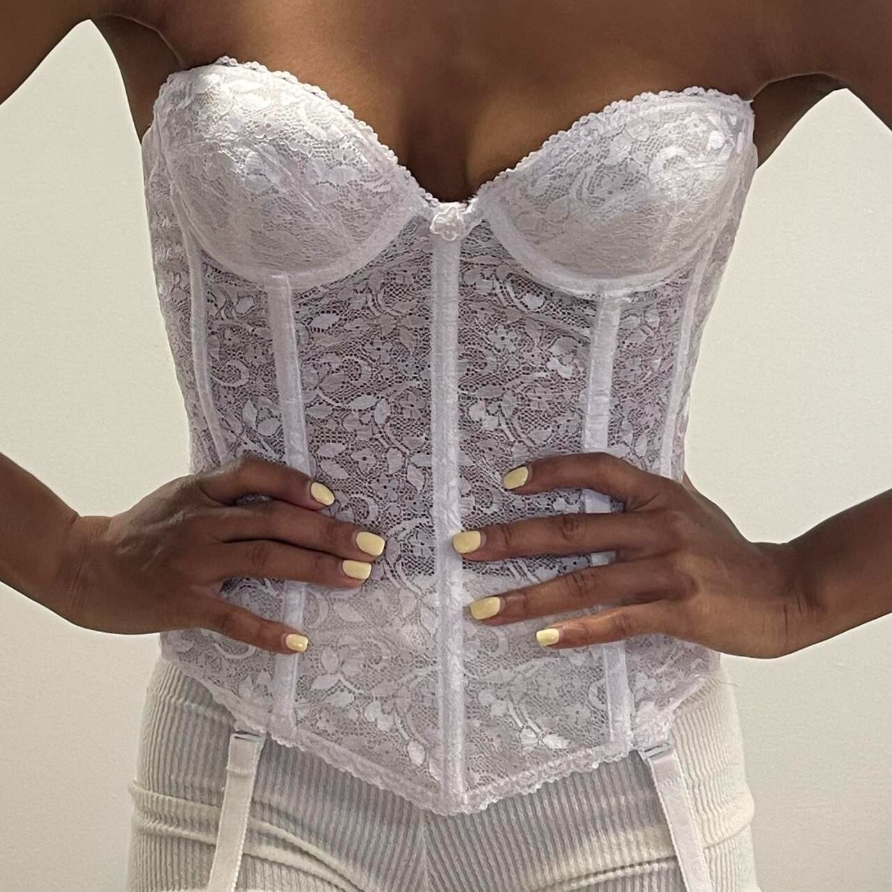 Vintage White Lace Boned Bustier | 90s Carnival Bridal