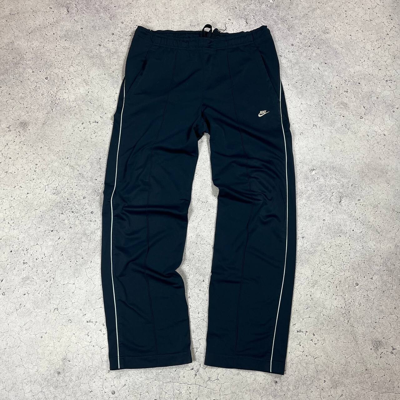 レア00s極太 OLD NIKE Lサイズ コットンバギーカーゴパンツ Y2K NIKE PARACHUTE PANTS Y2K 00S UTILITY CYBER GORPCORE | Depop