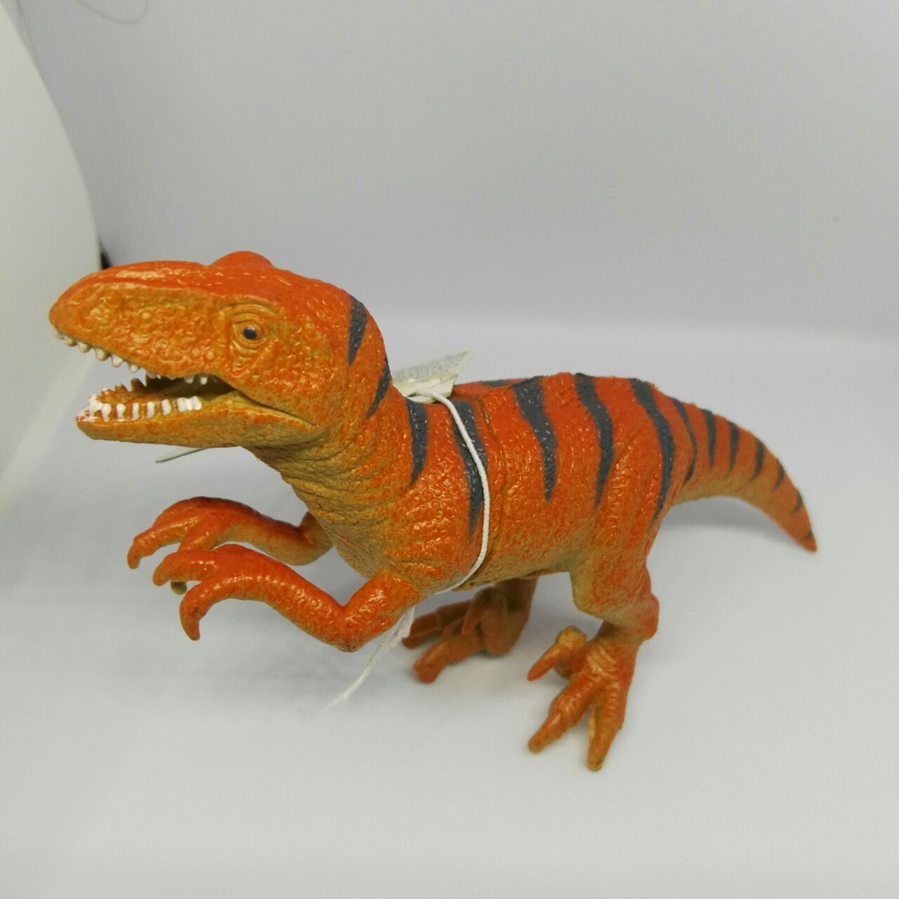 jurassic world therizinosaurus toy