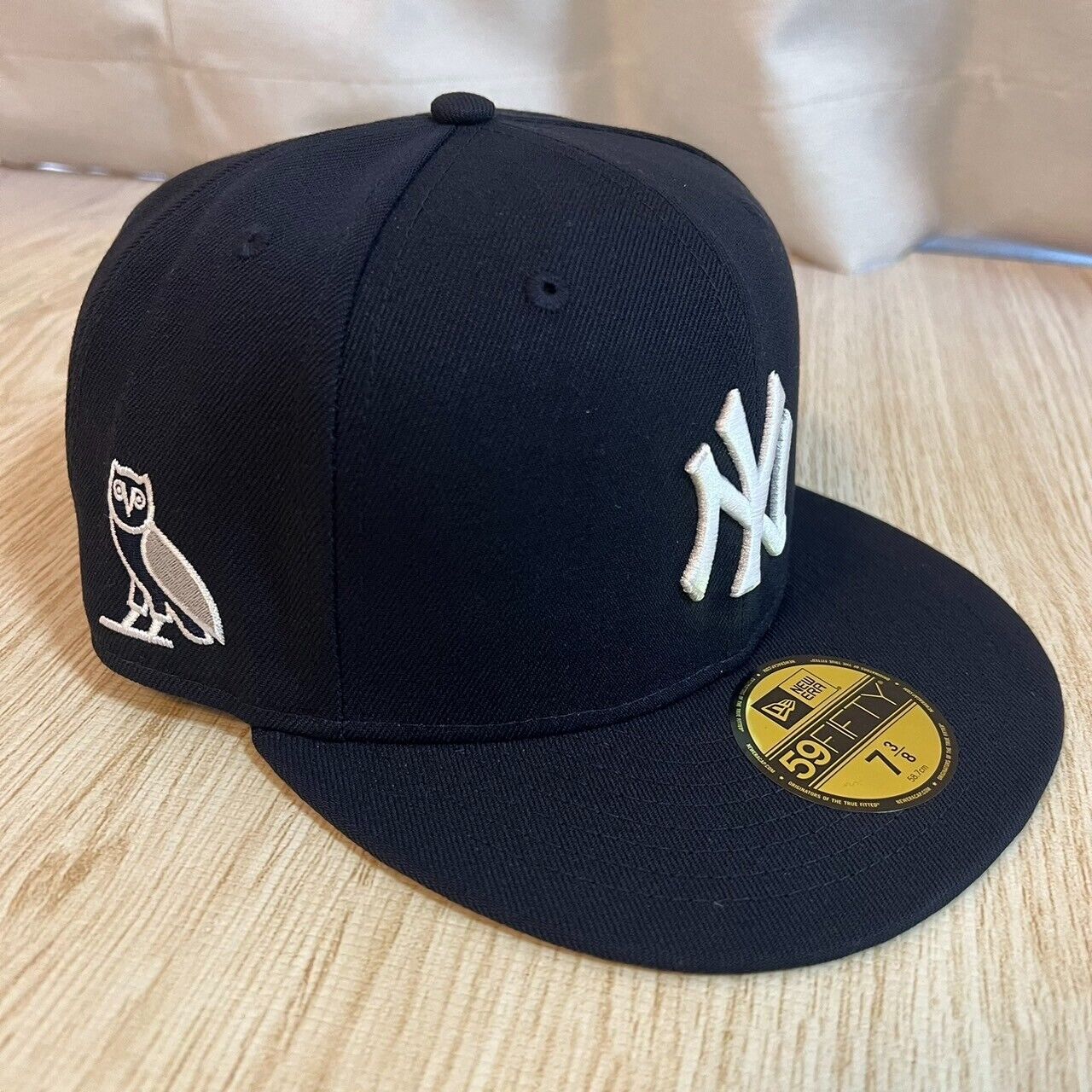 New Era 59FIFTY OVO MLB New York Yankees Navy 7 3/8 New Era 59FIFTY OVO MLB New York Yankees Navy 7 3/8