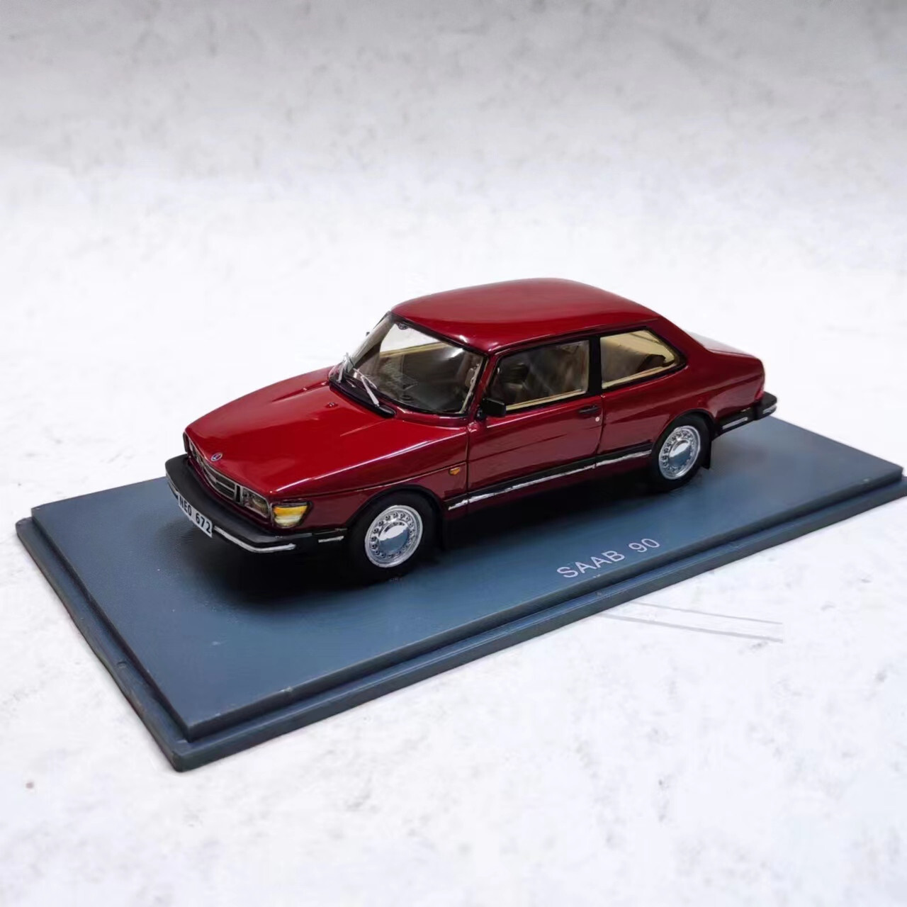 サーブ90　ミニカー　 1/43　NEO ホワイト サーブ - サーブ90 ミニカー 1/43 NEO ホワイトの通販 by