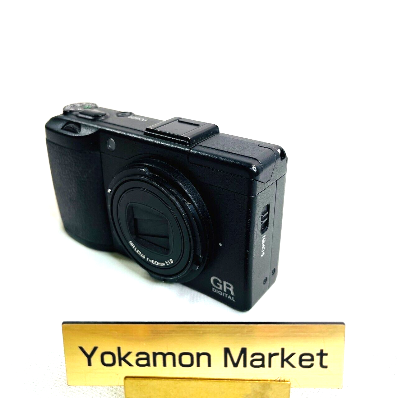 リコー (RICOH) GR DIGITAL III ショット数4635枚 リコー (RICOH) GR DIGITAL III ショット数4635枚 GR RICOH III 新製品