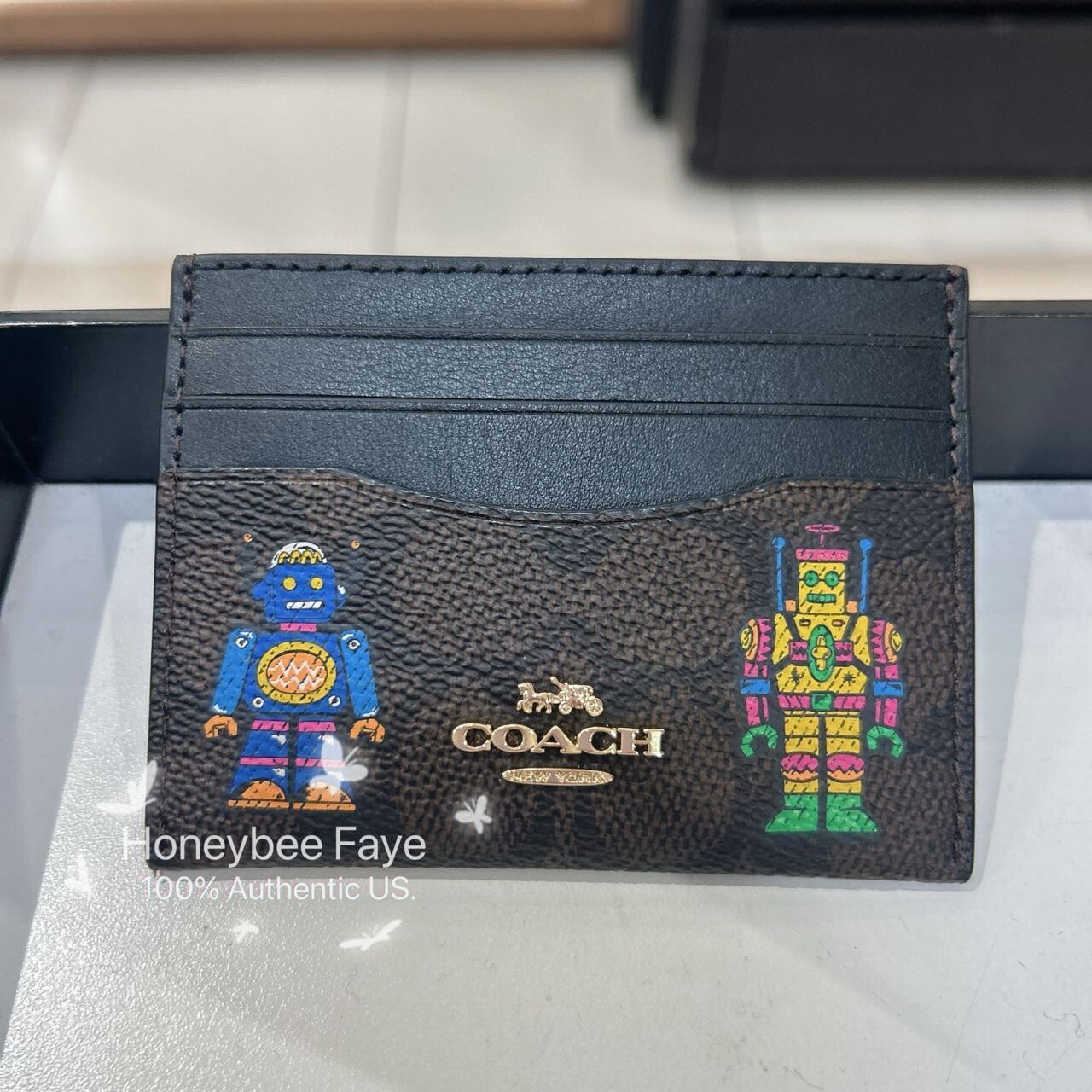 【Coach】Magnetic Card Case In Signature Canvas ◆国内発送◆ c4286_qbcah_a0