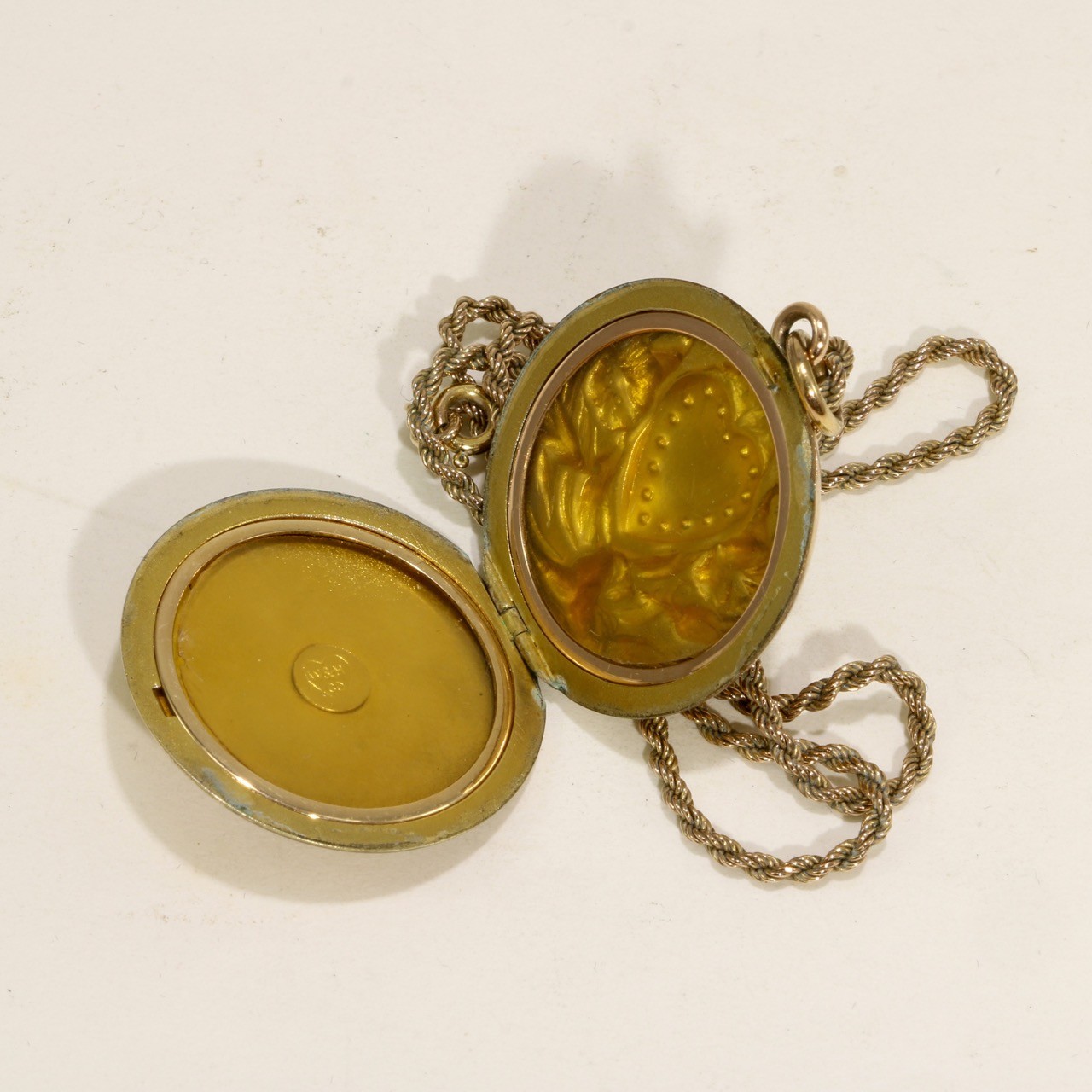 Antique Art Nouveau Locket with Heart, 10k Yellow Gold Maker Mark