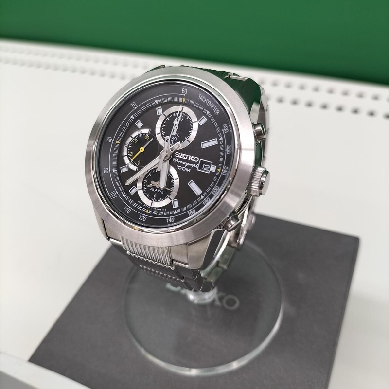 SEIKOシャリオ セイコー シャリオ 1976年製 ブラックローマンダイヤル 手巻き