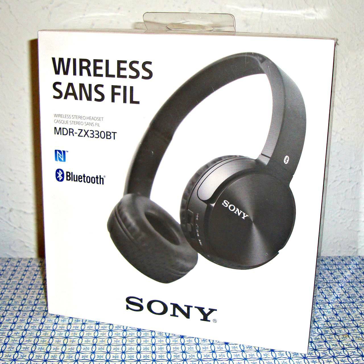 NEW】SONY MDRZX330BT ON-EAR BLUETOOTH STEREO HEADPHONES NEW】SONY MDRZX330BT ON-EAR BLUETOOTH STEREO HEADPHONES