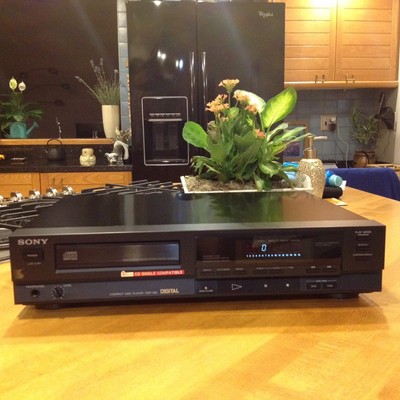 Vintage Sony Compact Disc Player CDP350 40198841 