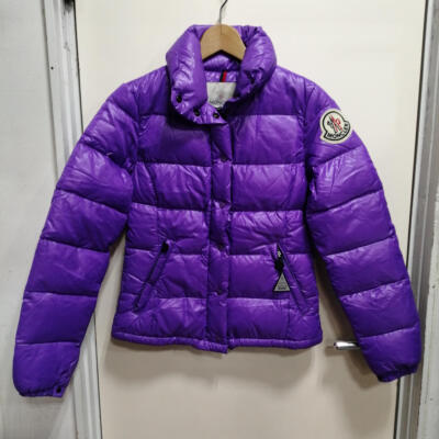 MONCLER 紫色 フード付きジャケット 18M MONCLER 紫色 フード付きジャケット 18M MONCLER Size 00 Purple