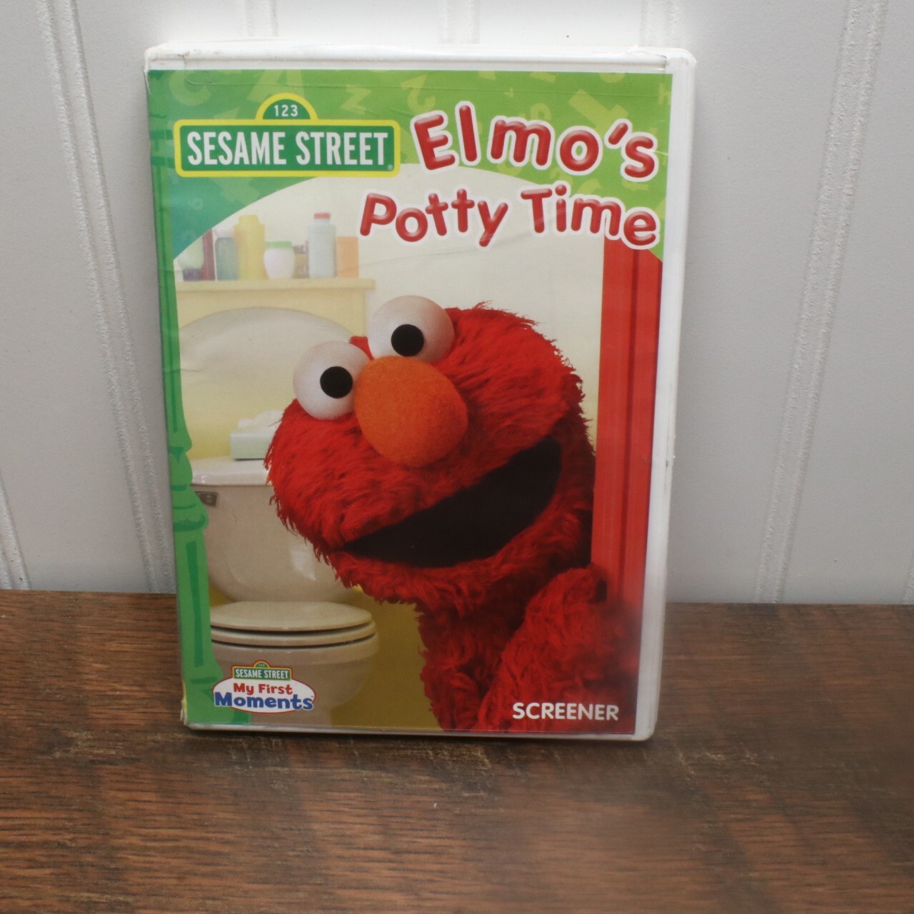 (未使用･未開封品)Elmo&#39;s Potty Time [DVD] Amazon.com: Sesame Street - Elmo's Potty Time : Various