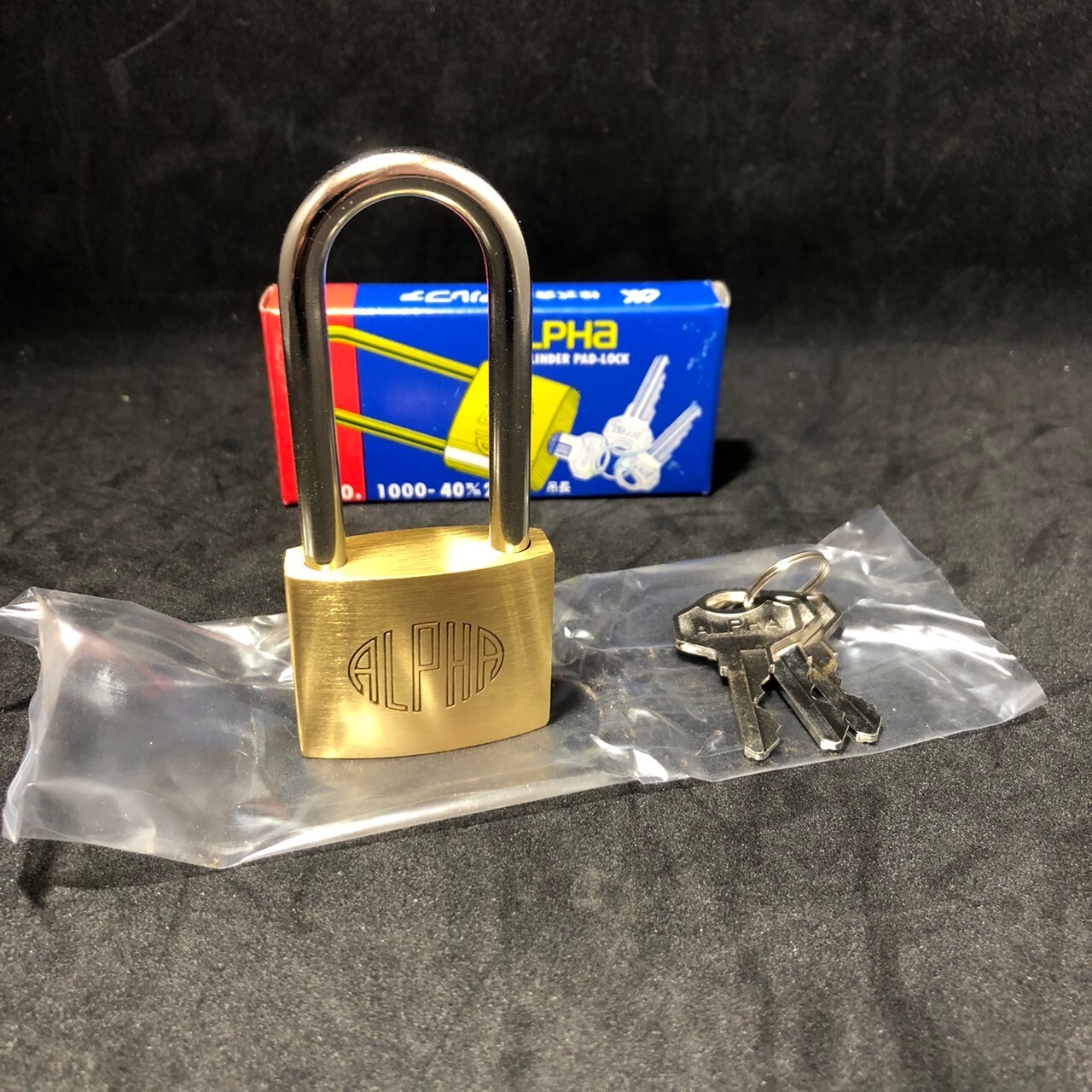 ◇ アルファ 【ALPHA】 CYLINDER PAD-LOCK ごつ シリンダー錠