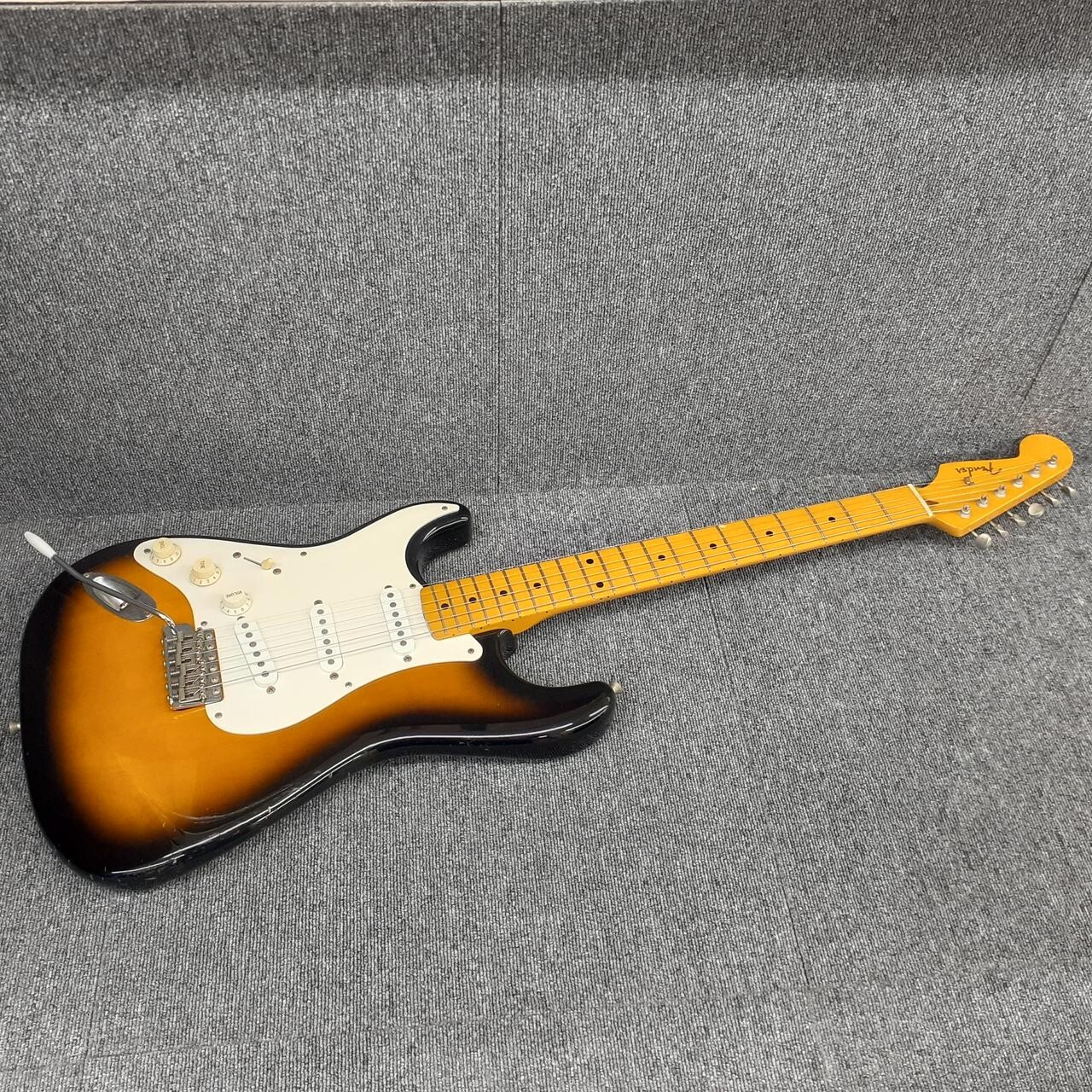 ギター Fender Japan ST-50 3TS/R Stratocaster Fender Japan St-50 3Ts/R Electric Guitar | eBay