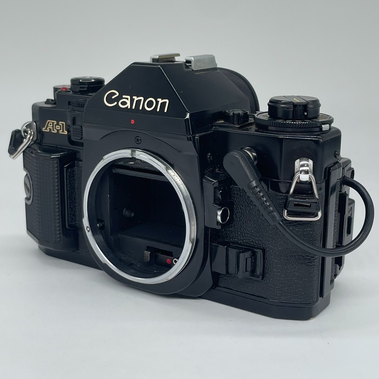 Canon A-1 一眼レフカメラ FD 50mm f/1.4 Canon A-1 with 50mm f/1.4 Canon Lens – Film Supply Club