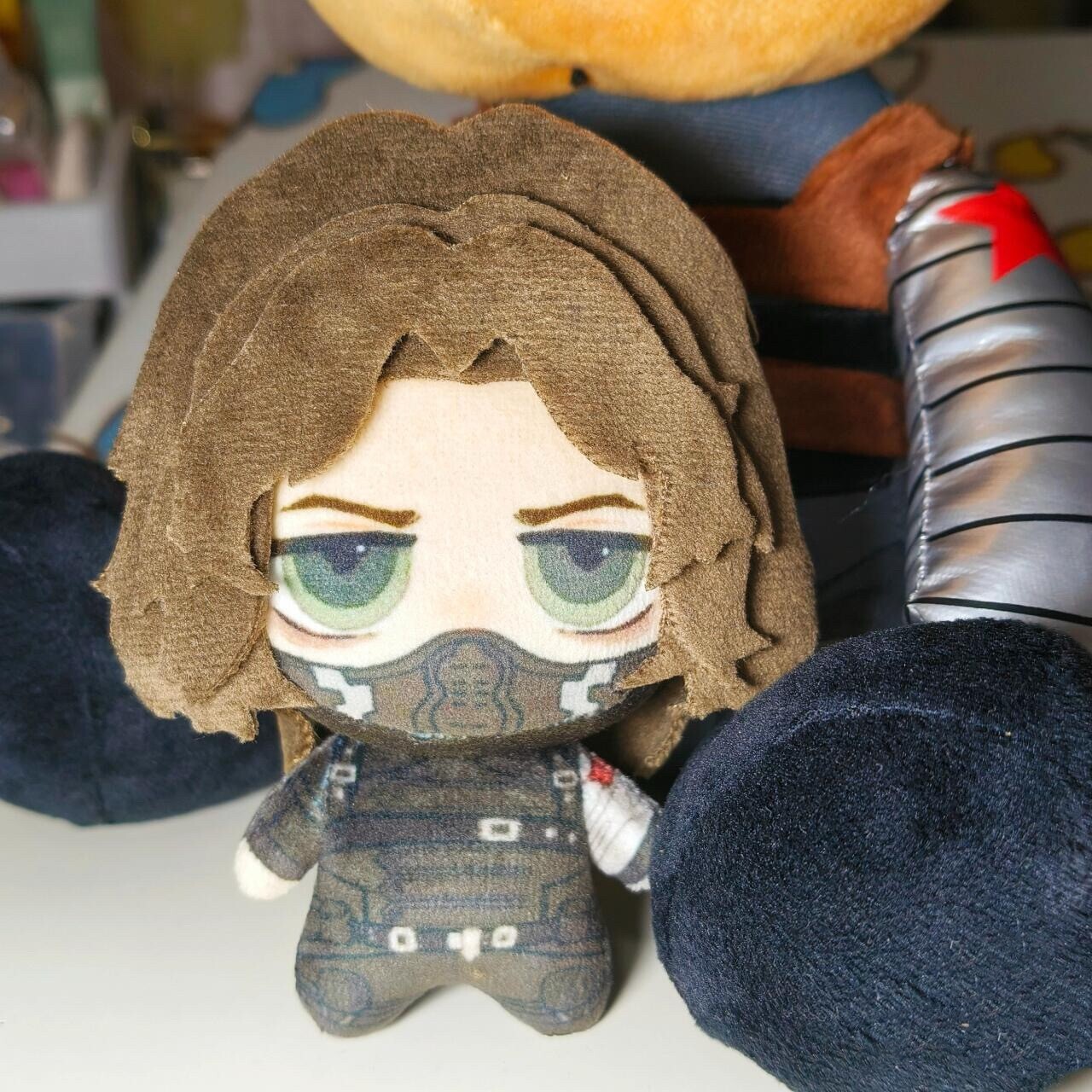 キーホルダー・アクリルキーホルダー Winter Soldier Bucky Arm Keychain marvel s-l400.jpg