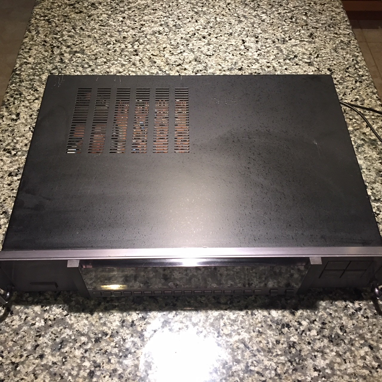 Carver TX-11a Quartz-Synthesized FM Stereo Tuner In Great Working Condition