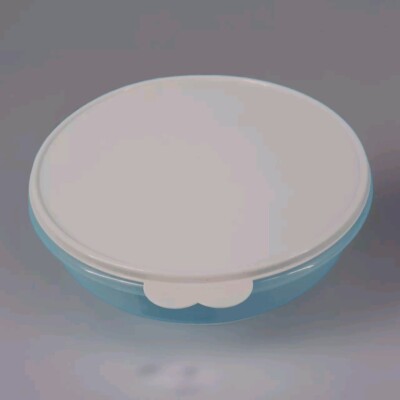 12'' Round Tupperware 4889A-1 Freeze Smart Pie Taker Cupcake Holder White Tab Lid