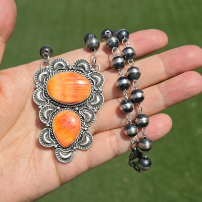 Navajo Sterling Silver Orange Spiny Oyster Shell Pendant Beaded Necklace Unique