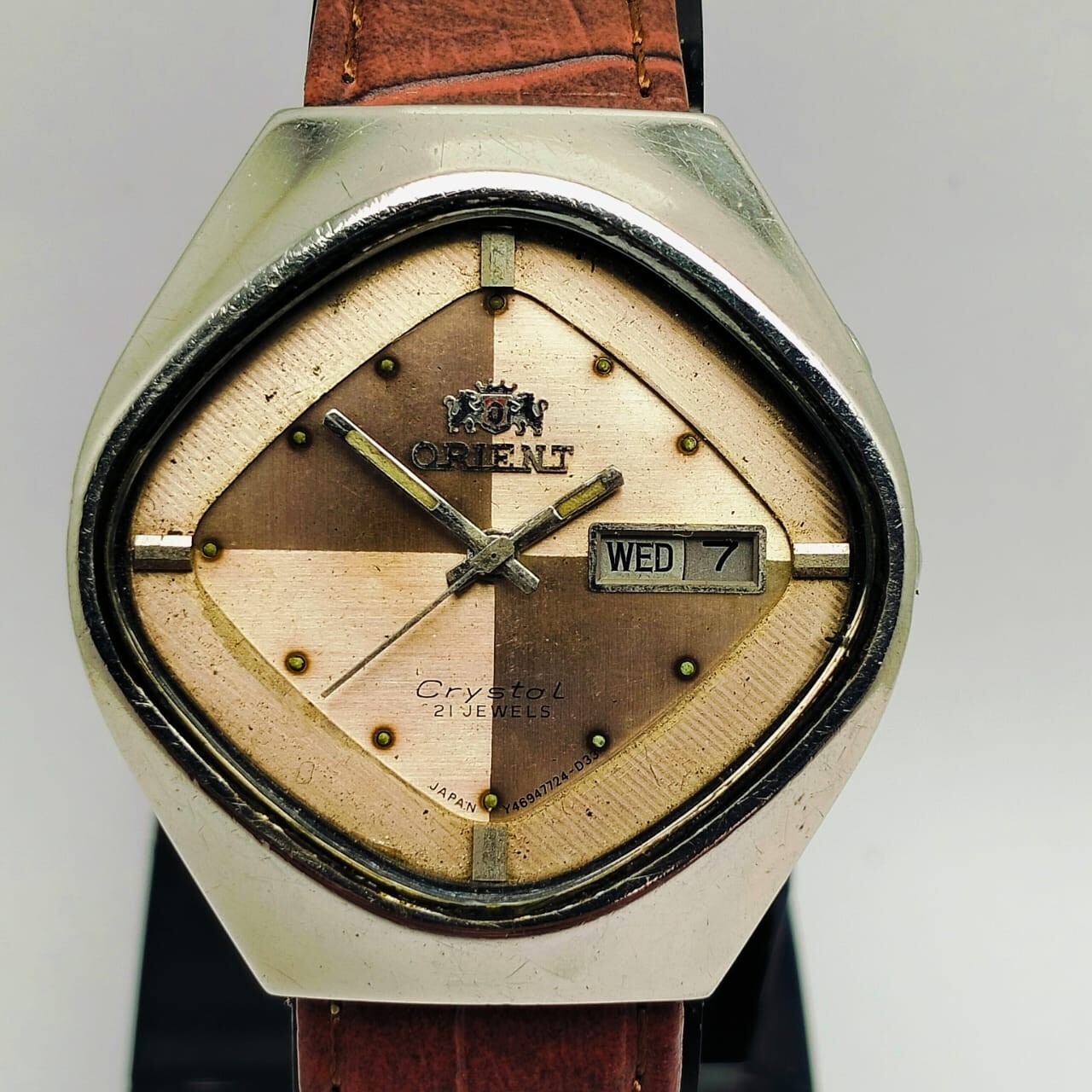 Orient Crystal Y469772-4A Automatic Cal.46941 Day/Date