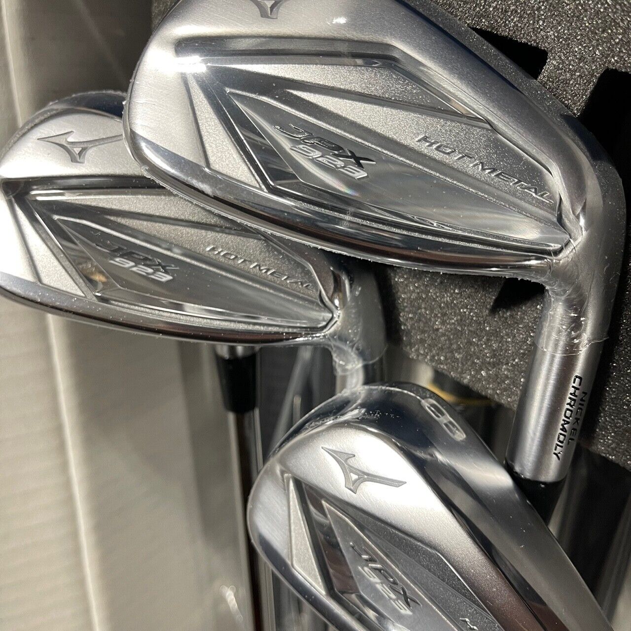 Mizuno JPX 923 Hot Metal GAP WEDGE (GW) ONLY - Dynamic Gold Mizuno JPX 923 Hot Metal GAP WEDGE (GW) ONLY - Dynamic Gold