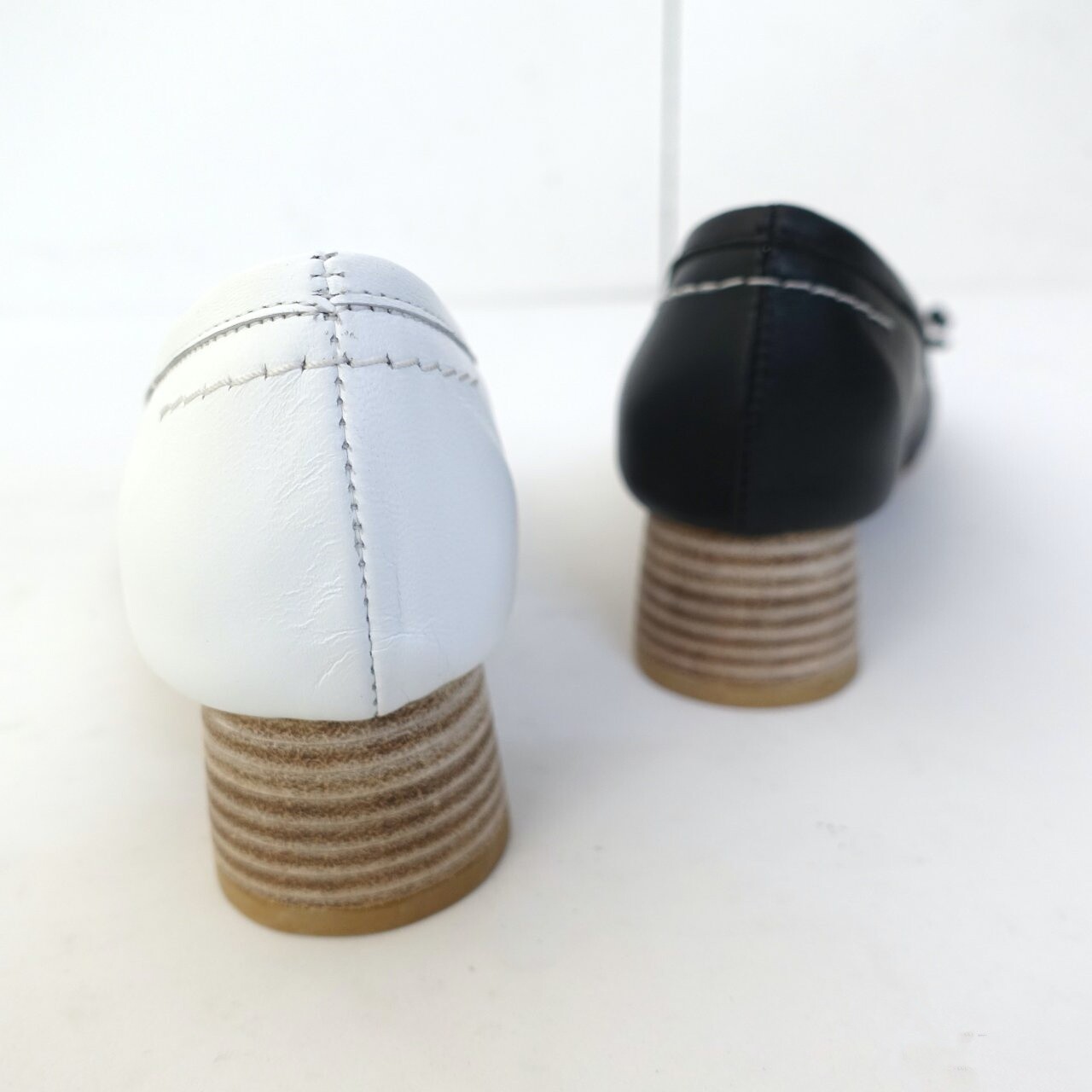 Pre-owned Handmade Women Round Toe Mid Pumps Mm Tabi Shoes Bow White In Black