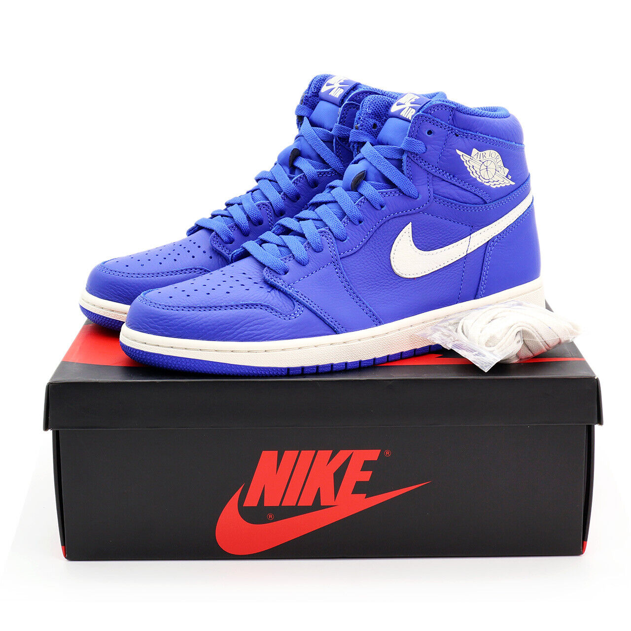 555088-401 Nike Air Jordan 1 Retro High Hyper Royal Blue 555088-401 Nike Air Jordan 1 Retro High Hyper Royal Blue