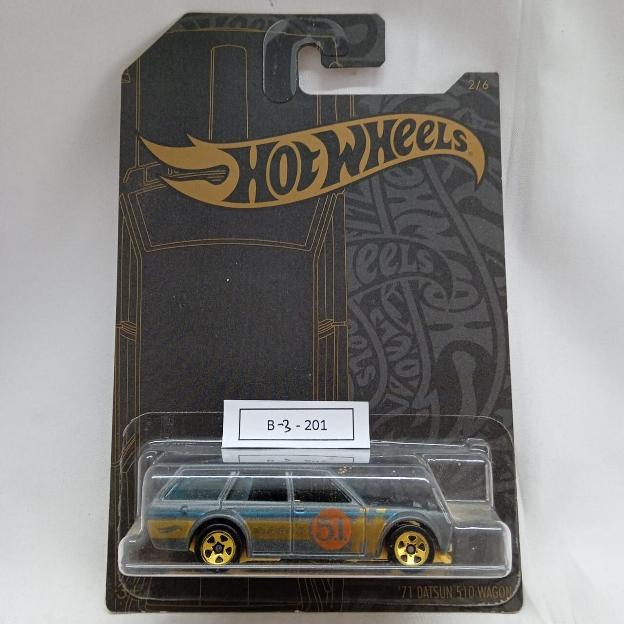 Hotwheels '71 Datsun 510 Wagon Bluebird Satin & Chrome Gold